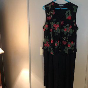 Jamie Brooke black and floral jumpsuit Size 16